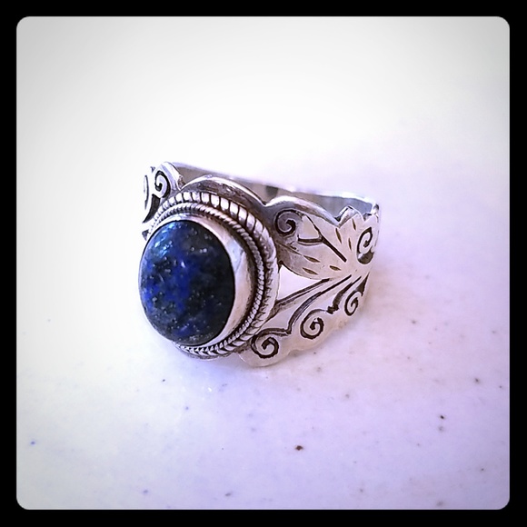 Lapis Lazuli and Sterling Ring - Picture 1 of 3